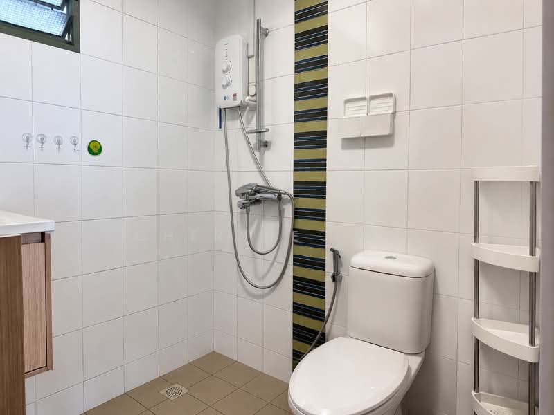 679A Punggol Drive, 679A Punggol Drive, 3 Bedrooms, 1,001 sqft, HDB Flat For Sale, by Cheryne Hoo, 500130424 - Bathroom - PropertyGuru.com.sg