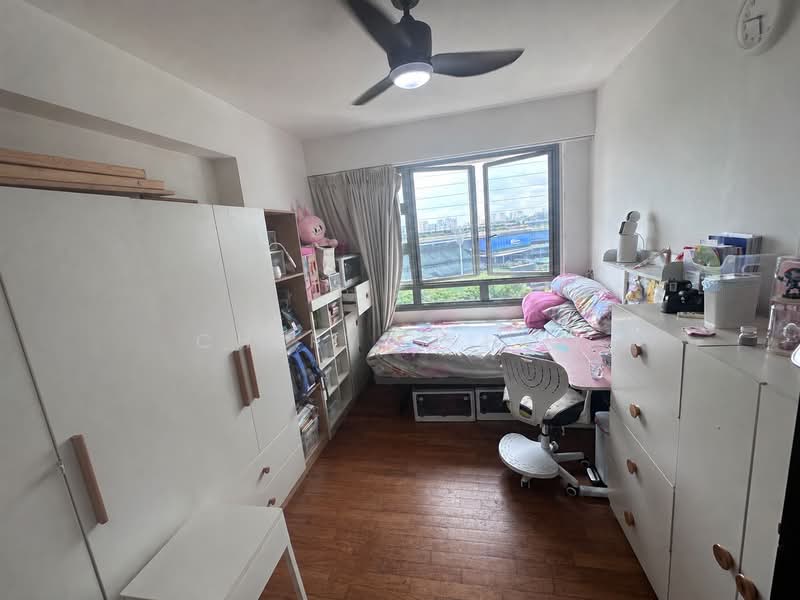 679A Punggol Drive, 679A Punggol Drive, 3 Bedrooms, 1,001 sqft, HDB Flat For Sale, by Cheryne Hoo, 500130424 - Bedroom - PropertyGuru.com.sg