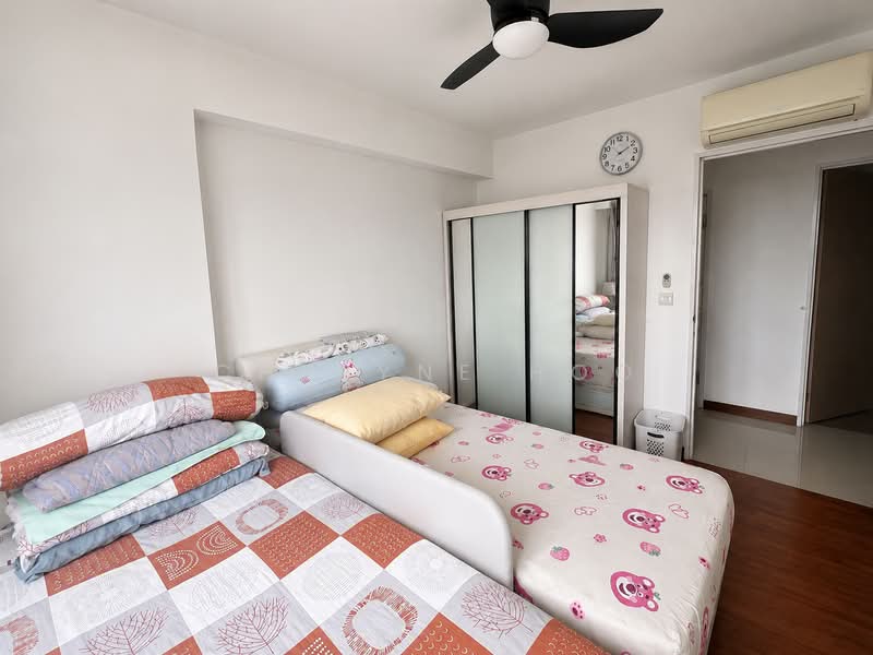 679A Punggol Drive, 679A Punggol Drive, 3 Bedrooms, 1,001 sqft, HDB Flat For Sale, by Cheryne Hoo, 500130424 - Bedroom - PropertyGuru.com.sg