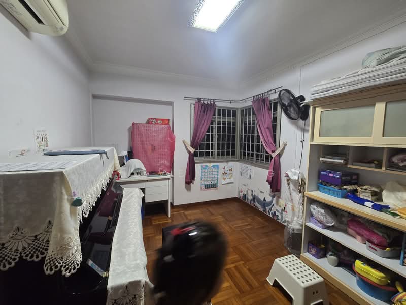 370 Woodlands Avenue 1, 370 Woodlands Avenue 1, 4 Bedrooms, 1,325 sqft, HDB Flat For Sale, by Novene Ng, 500130429 - Interior - PropertyGuru.com.sg