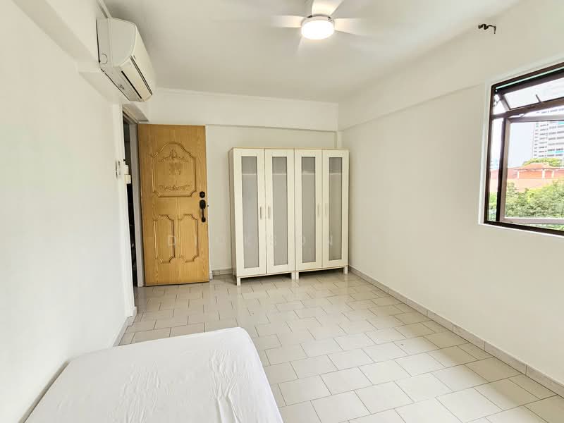 110 Jurong East Street 13, 110 Jurong East Street 13, Room Rental, 130 sqft, HDB Flat For Rent, by Dickson P, 500130452 - Bedroom - PropertyGuru.com.sg