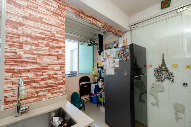 127D Kim Tian Road, 127D Kim Tian Road, 3 Bedrooms, 947 sqft, HDB Flat For Sale, by Elsie Ang, 500130461 - Kitchen - PropertyGuru.com.sg