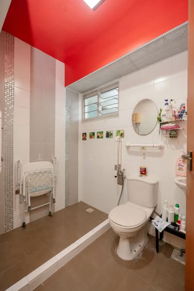 127D Kim Tian Road, 127D Kim Tian Road, 3 Bedrooms, 947 sqft, HDB Flat For Sale, by Elsie Ang, 500130461 - Bathroom - PropertyGuru.com.sg
