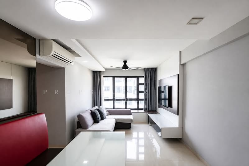 336C Yishun Street 31, 336C Yishun Street 31, 3 Bedrooms, 1,001 sqft, HDB Flat For Sale, by ADNIX LIU, 500130469 - Living Room - PropertyGuru.com.sg
