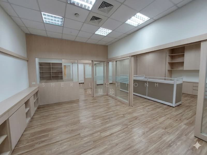 Teambuild Centre, 701 Geylang Road, 1,270 sqft, Office For Rent, by Sheryl Chionh 蒋慧珍, 500130471 - Teambuild Centre (Interior of Unit) - CommercialGuru.com.sg