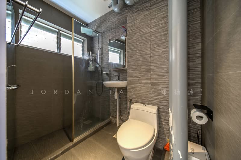 454 Sin Ming Avenue, 454 Sin Ming Avenue, 3 Bedrooms, 1,141 sqft, HDB Flat For Sale, by Jordan Tay (郑扬龄), 500130479 - Bathroom - PropertyGuru.com.sg