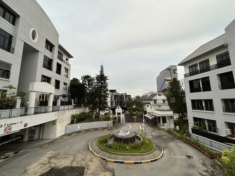 Banyan Condo, 7 Chwee Chian Road, 2 Bedrooms, 1,119 sqft, Condominium For Rent, by Angela Tan 陈洁丽, 500130481 - Guard house - PropertyGuru.com.sg