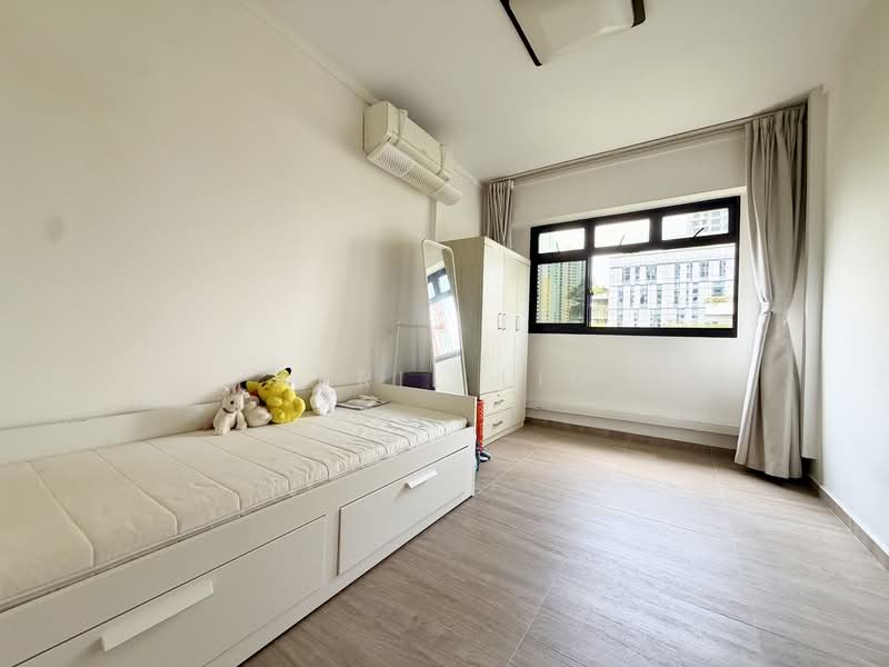 8B Boon Tiong Road, 8B Boon Tiong Road, 3 Bedrooms, 1,076 sqft, HDB Flat For Sale, by April Liu, 500130490 - Bedroom - PropertyGuru.com.sg