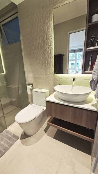 Palm Oasis, 51 Lorong H Telok Kurau, 2 Bedrooms, 743 sqft, Apartment For Sale, by Lissa Teo, 500130498 - Bathroom - PropertyGuru.com.sg