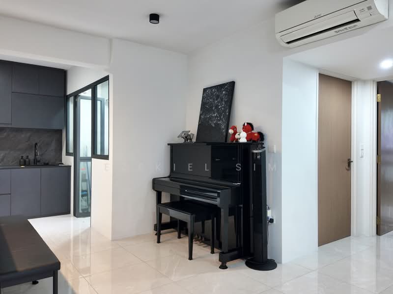 96 Dawson Road, 96 Dawson Road, 3 Bedrooms, 1,162 sqft, HDB Flat For Sale, by Ezekiel Sim, 500130510 - Living Area - PropertyGuru.com.sg