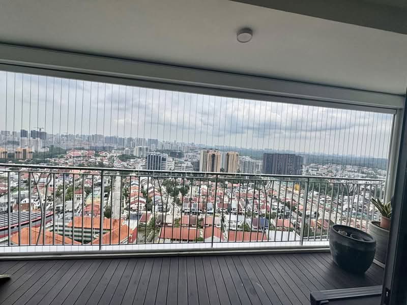 273B Bishan Street 24, 273B Bishan Street 24, 3 Bedrooms, 1,292 sqft, HDB Flat For Sale, by Heidi Ho, 500130513 - Balcony - PropertyGuru.com.sg