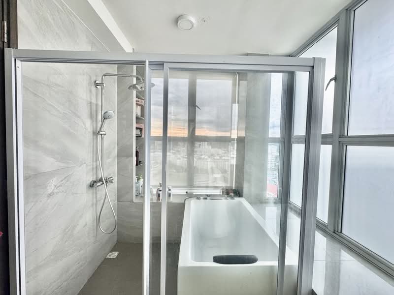273B Bishan Street 24, 273B Bishan Street 24, 3 Bedrooms, 1,292 sqft, HDB Flat For Sale, by Heidi Ho, 500130513 - Master Bathroom - PropertyGuru.com.sg