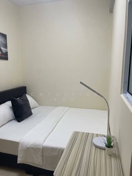 Burlington Square, 175B Bencoolen Street, Room Rental, 100 sqft, Apartment For Rent, by Catherine Koh, 500130528 - Bedroom 4 1004 - PropertyGuru.com.sg