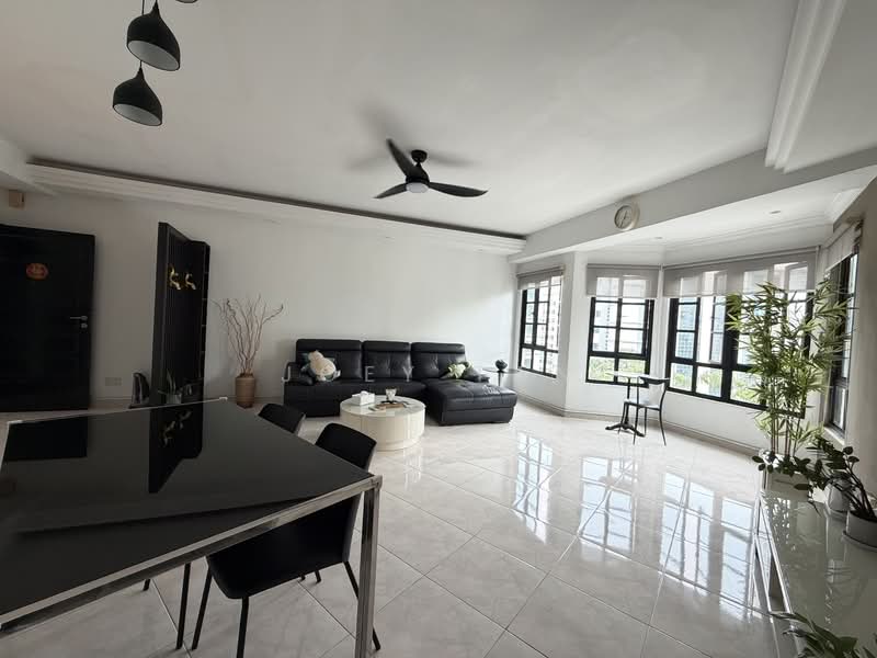 Chiltern Park, 133 Serangoon Avenue 3, 3 Bedrooms, 1,302 sqft, Condominium For Sale, by Joey Tan, 500130538 - Living Room - PropertyGuru.com.sg