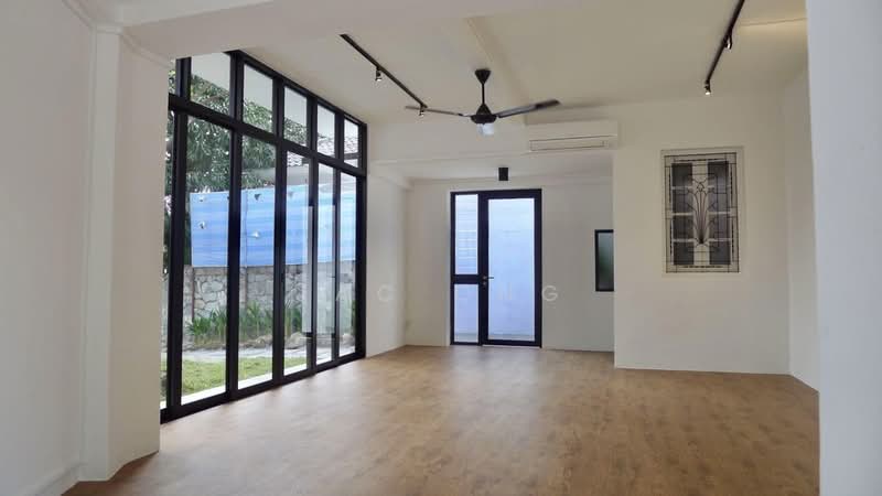 Colonnial Style GCB at Caldecott Hill Estate, Olive Road, 6 Bedrooms, 9,000 sqft, Good Class Bungalow For Rent, by Jac Ong, 500130542 - PropertyGuru.com.sg