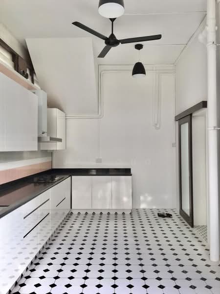 Colonnial Style GCB at Caldecott Hill Estate, Olive Road, 6 Bedrooms, 9,000 sqft, Good Class Bungalow For Rent, by Jac Ong, 500130542 - Kitchen - PropertyGuru.com.sg