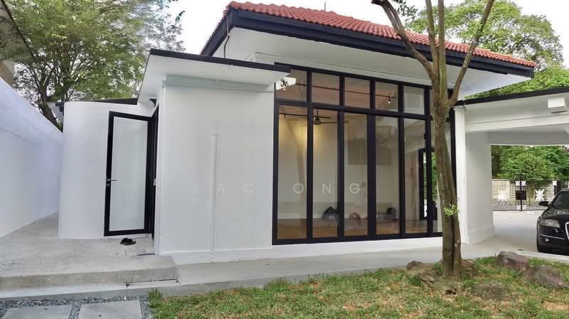 Colonnial Style GCB at Caldecott Hill Estate, Olive Road, 6 Bedrooms, 9,000 sqft, Good Class Bungalow For Rent, by Jac Ong, 500130542 - Exterior - PropertyGuru.com.sg