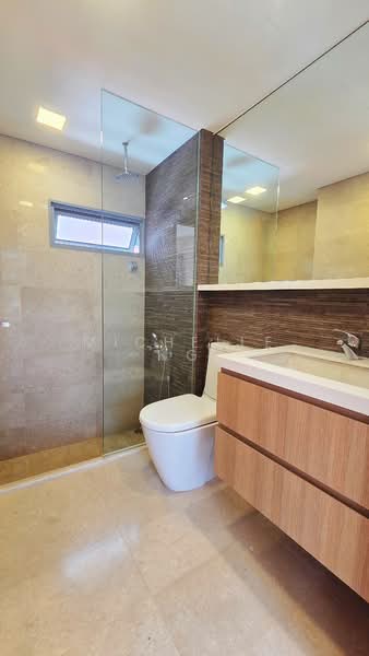 Woodhaven, 71 Woodgrove Avenue, 3 Bedrooms, 1,119 sqft, Condominium For Sale, by Michelle Ng, 500130551 - Bathroom - PropertyGuru.com.sg