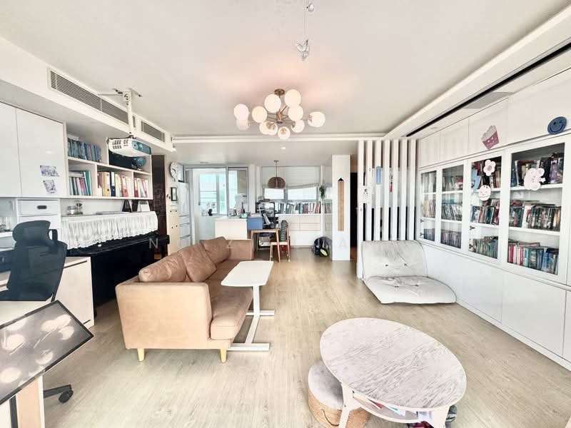 273B Bishan Street 24, 273B Bishan Street 24, 3 Bedrooms, 1,292 sqft, HDB Flat For Sale, by Ng Zi Liang, 500130552 - Living Room - PropertyGuru.com.sg