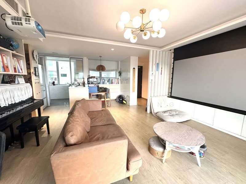 273B Bishan Street 24, 273B Bishan Street 24, 3 Bedrooms, 1,292 sqft, HDB Flat For Sale, by Ng Zi Liang, 500130552 - Living Room - PropertyGuru.com.sg