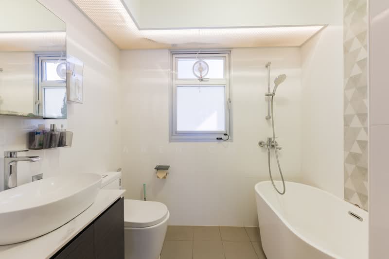 154B Bedok South Road, 154B Bedok South Road, 3 Bedrooms, 1,001 sqft, HDB Flat For Sale, by Karen Chua, 500130568 - PropertyGuru.com.sg