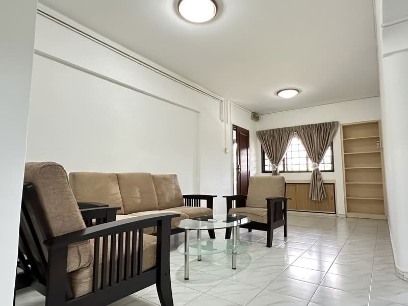 744 Bedok Reservoir Road, 744 Bedok Reservoir Road, 2 Bedrooms, 882 sqft, HDB Flat For Sale, by Ng Chwee Seng 黃水成, 500130577 - PropertyGuru.com.sg