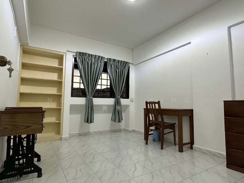 744 Bedok Reservoir Road, 744 Bedok Reservoir Road, 2 Bedrooms, 882 sqft, HDB Flat For Sale, by Ng Chwee Seng 黃水成, 500130577 - Interior - PropertyGuru.com.sg