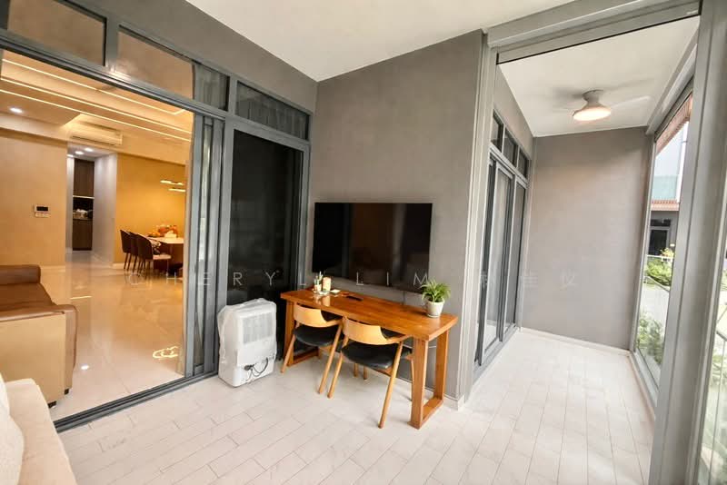 Phoenix Residences, 71 Phoenix Avenue, 3 Bedrooms, 1,098 sqft, Condominium For Sale, by Cheryl Lim 林佳仪, 500130596 - Balcony - PropertyGuru.com.sg