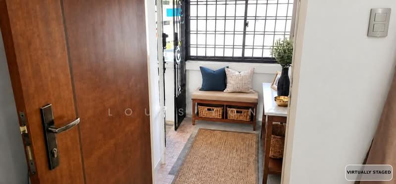 124 Yishun Street 11, 124 Yishun Street 11, 3 Bedrooms, 1,033 sqft, HDB Flat For Sale, by Louis Yong, 500130606 - Entrance - PropertyGuru.com.sg