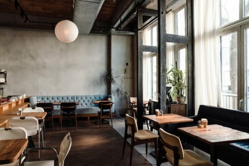 Trophy Shophouse in Tanjong Pagar | Tenanted to Michelin Restaurant, , 3,550 sqft, Shop / Shophouse For Sale, by Jeremy Tan, 500130608 - Interior - CommercialGuru.com.sg