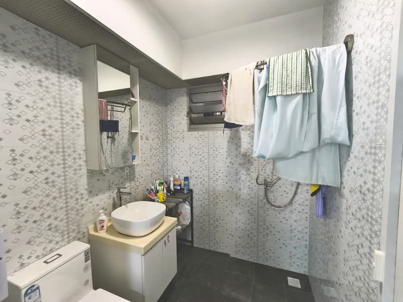 307B Ang Mo Kio Avenue 1, 307B Ang Mo Kio Avenue 1, 3 Bedrooms, 1,023 sqft, HDB Flat For Sale, by George Wang 王勇, 500130612 - Bathroom - PropertyGuru.com.sg