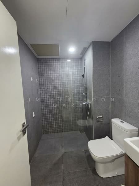 Hijauan, 63 Cavenagh Road, Room Rental, 120 sqft, Apartment For Rent, by Lim Lek Boon Gary, 500130616 - Bathroom - PropertyGuru.com.sg