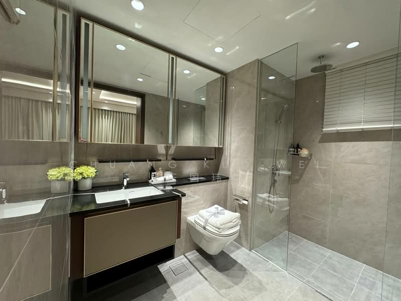⭐Freehold 1Km to Hong Wen School. Walk to MRT, , 3 Bedrooms, 764 sqft, Condominium For Sale, by Chuang Kuo Wei 庄国玮, 500130617 - Bathroom - PropertyGuru.com.sg