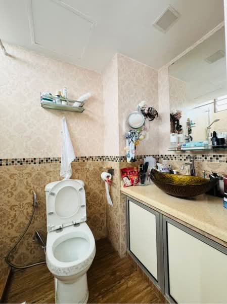 Mandarin Gardens, 5 Siglap Road, 3 Bedrooms, 1,528 sqft, Condominium For Sale, by Wei Mei Heng, 500130623 - PropertyGuru.com.sg