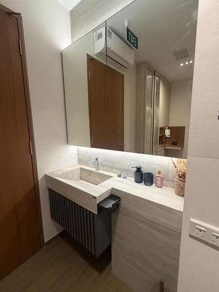 Verde Joo Chiat, 108 Joo Chiat Terrace, 3 Bedrooms, 979 sqft, Apartment For Sale, by Joey Loh 罗雪慧, 500130644 - Bathroom - PropertyGuru.com.sg