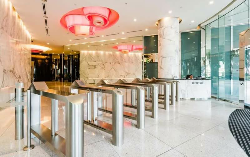 20 Collyer Quay, 20 Collyer Quay, 1,733 sqft, Office For Rent, by Monica Oh, 500130653 - Lobby - CommercialGuru.com.sg