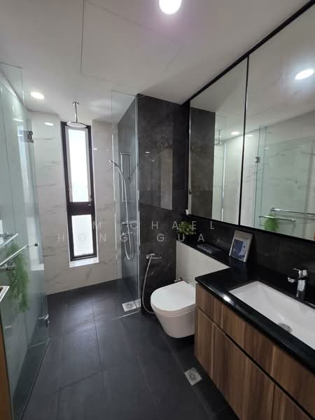 The Verandah Residences, 225 Pasir Panjang Road, 3 Bedrooms, 1,152 sqft, Condominium For Sale, by Michael Hong GuangYuan, 500130669 - Bathroom - PropertyGuru.com.sg