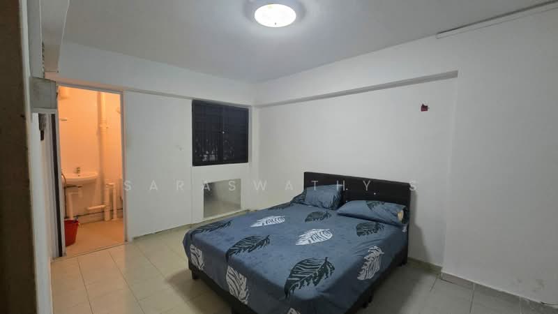 111 Serangoon North Avenue 1, 111 Serangoon North Avenue 1, 3 Bedrooms, 980 sqft, HDB Flat For Sale, by Saraswathy S, 500130673 - Bedroom - PropertyGuru.com.sg