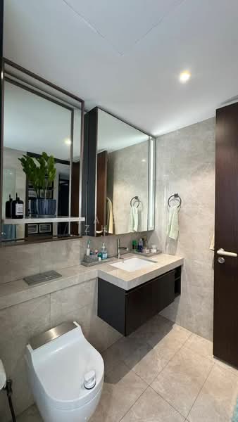 JadeScape, 12 Shunfu Road, 4 Bedrooms, 1,647 sqft, Condominium For Sale, by Jacky Zhou, 500130687 - Bathroom - PropertyGuru.com.sg