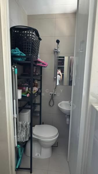 JadeScape, 12 Shunfu Road, 4 Bedrooms, 1,647 sqft, Condominium For Sale, by Jacky Zhou, 500130687 - Bathroom - PropertyGuru.com.sg