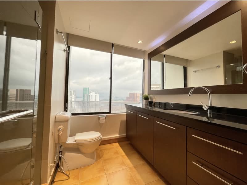 International Plaza, 10 Anson Road, Room Rental, 300 sqft, Apartment For Rent, by Liau Li Jun, 500130690 - Bathroom - PropertyGuru.com.sg