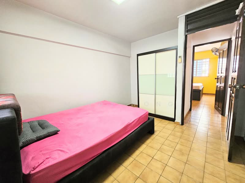 610 Yishun Street 61, 610 Yishun Street 61, 3 Bedrooms, 904 sqft, HDB Flat For Sale, by Mindy Wong, 500130691 - Bedroom - PropertyGuru.com.sg