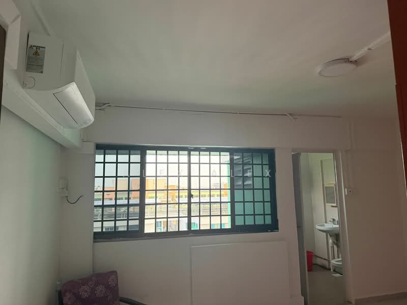 240 Yishun Ring Road, 240 Yishun Ring Road, 2 Bedrooms, 3,000 sqft, HDB Flat For Rent, by Alex Alex, 500130694 - Interior - PropertyGuru.com.sg