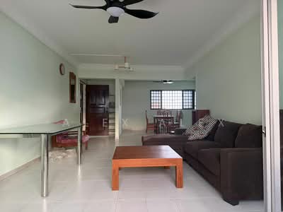 For Rent - 240 Yishun Ring Road