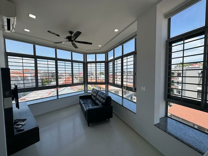 Everitt Edge, 83 Joo Chiat Place, 3 Bedrooms, 1,238 sqft, Condominium For Sale, by Karen Chen, 500130706 - Living Room - PropertyGuru.com.sg