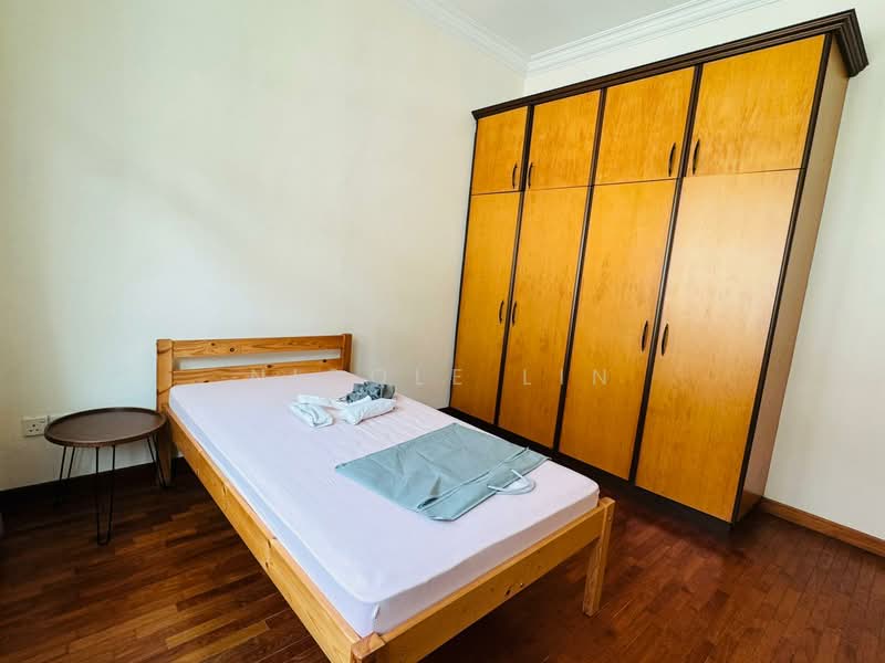 Beechwood Terrace, Beechwood Grove, 7 Bedrooms, 4,470 sqft, Terraced House For Rent, by Nicole Lin, 500130709 - Bedroom - PropertyGuru.com.sg