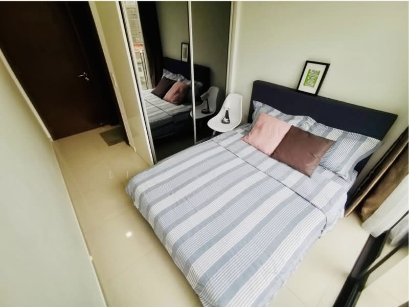8 Farrer Suites, 8 Sing Joo Walk, Room Rental, 180 sqft, Apartment For Rent, by Liau Li Jun, 500130721 - Bedroom - PropertyGuru.com.sg