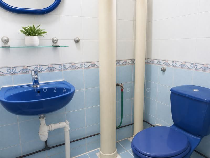 276A Jurong West Street 25, 276A Jurong West Street 25, 1 Bedroom, 120 sqft, HDB Flat For Rent, by Roza Sure Bagus, 500130725 - Bathroom - PropertyGuru.com.sg