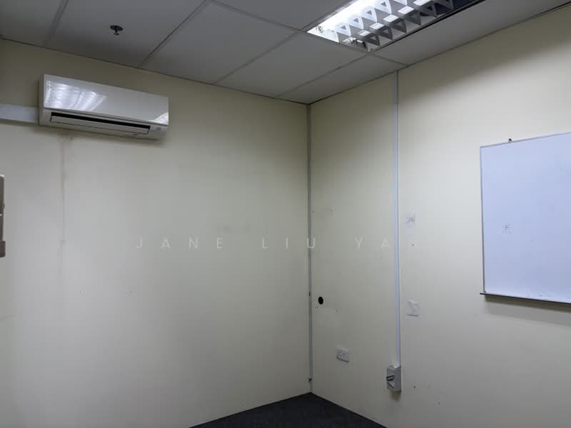 Midview City, 18 Sin Ming Lane, 550 sqft, Light Industrial (B1) For Rent, by Jane Liu Yan, 500130736 - Director room - CommercialGuru.com.sg
