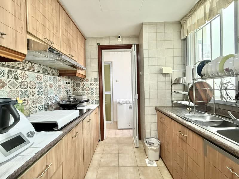 The Tropica, 61 Tampines Avenue 1, 2 Bedrooms, 990 sqft, Condominium For Sale, by Kenneth Yeo, 500130739 - PropertyGuru.com.sg